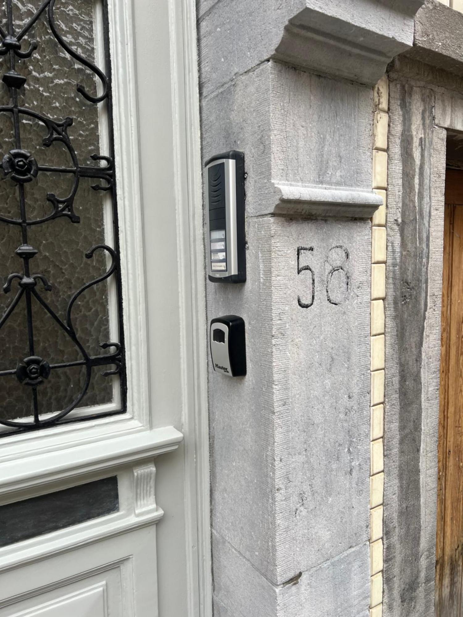Cosy Nest Apartment Brussel Bagian luar foto